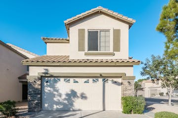 2064 N 30TH ST MESA, AZ 85213